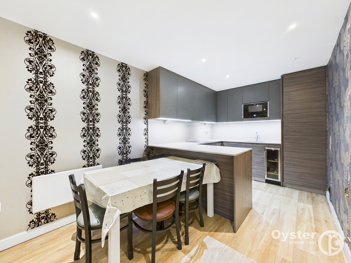 Aerodrome Road, Chapman House, NW9, photo 5