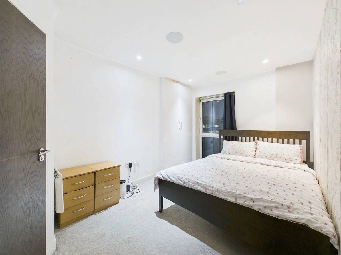 Aerodrome Road, Chapman House, NW9, photo 3