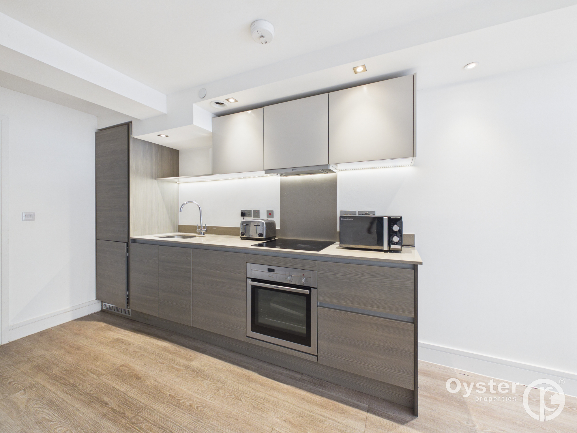 Station Road, Premier House, HA8, photo 5