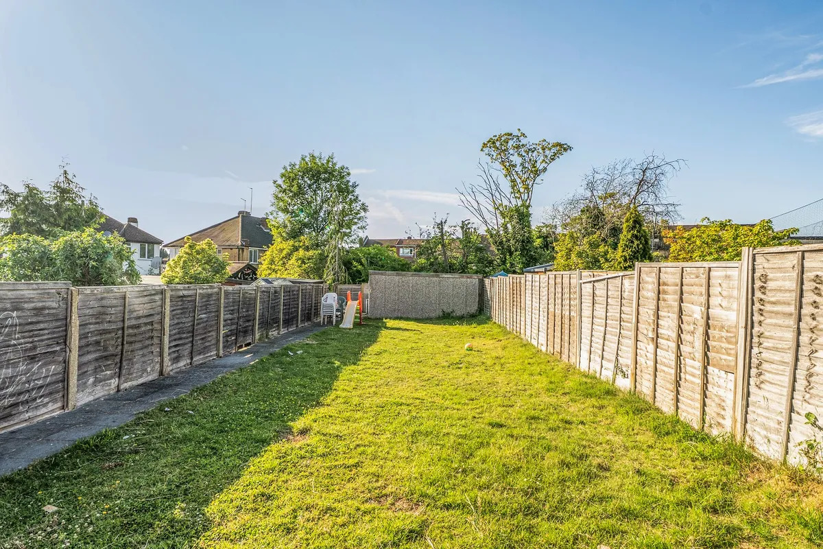 Wyre Grove, Edgware, HA8, photo 12