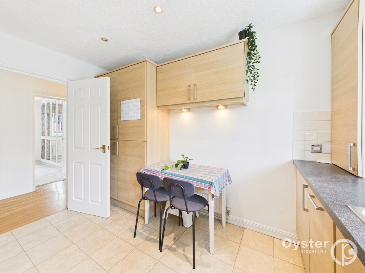 Gordon Avenue, Salisbury House, HA7, photo 12