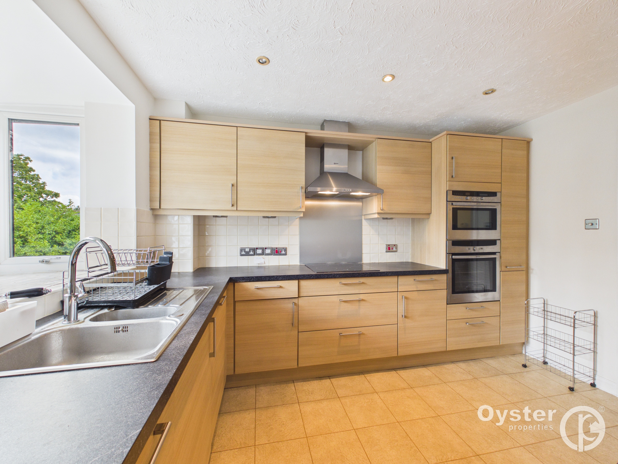 Gordon Avenue, Salisbury House, HA7, photo 5