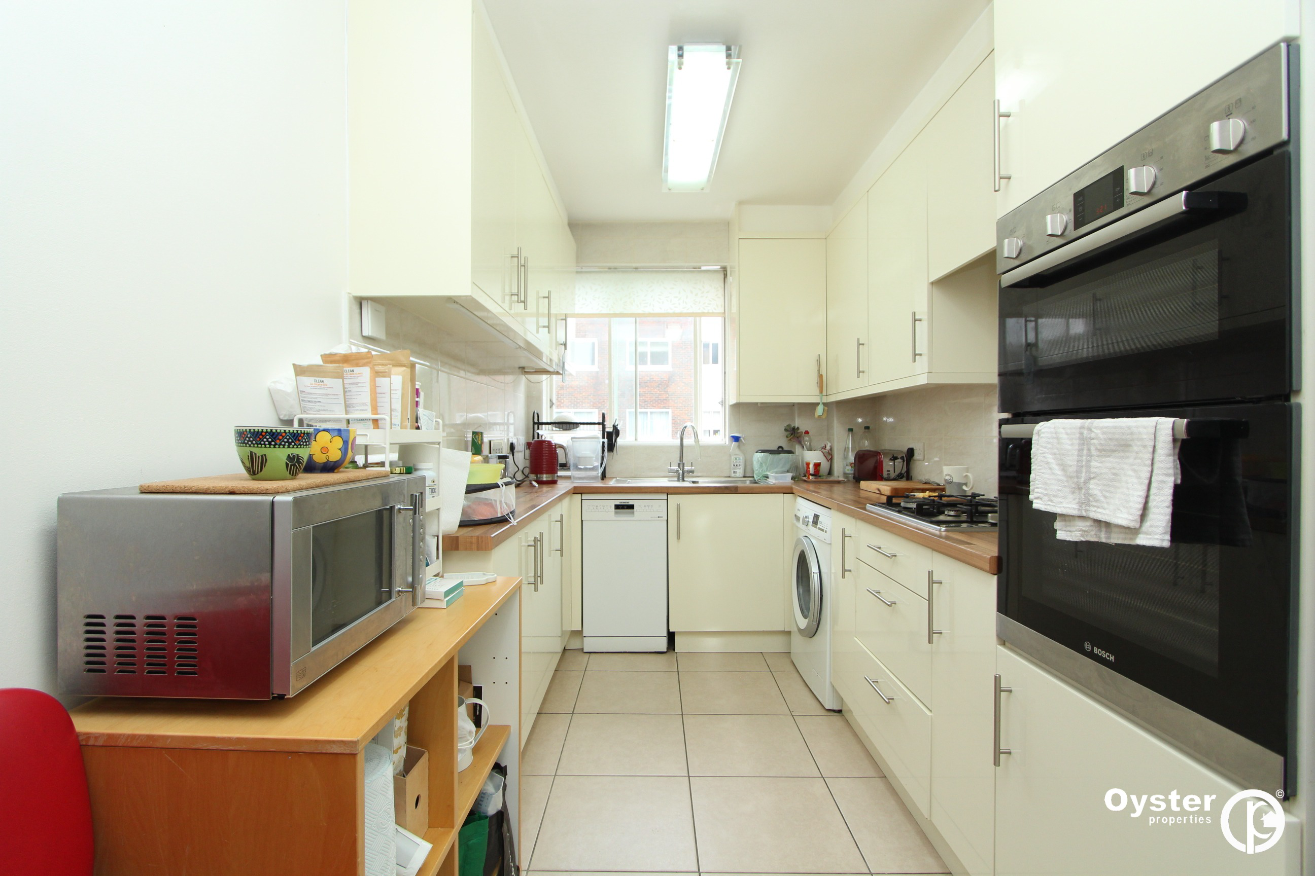 Oak Lodge Close, Stanmore, HA7, photo 2