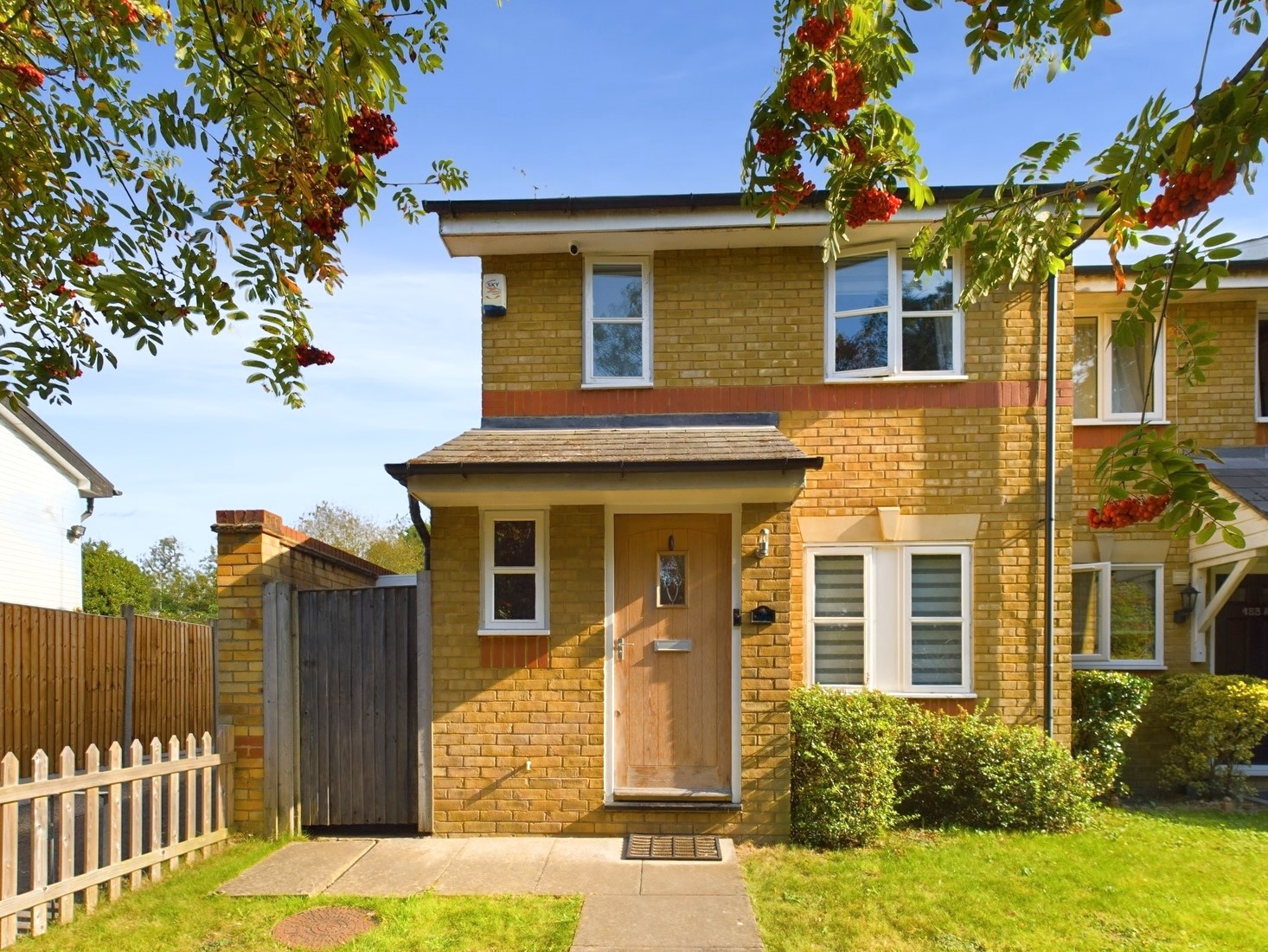 Lonsdale Drive, Enfield, EN2
