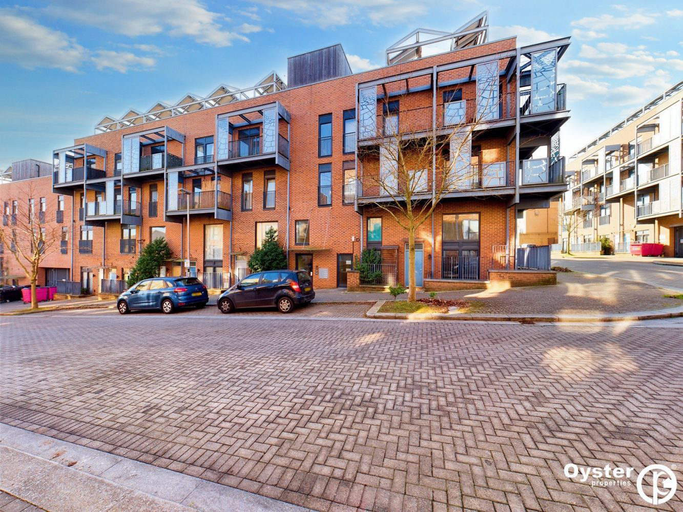 Columbia Place, Campbell Park, MK9