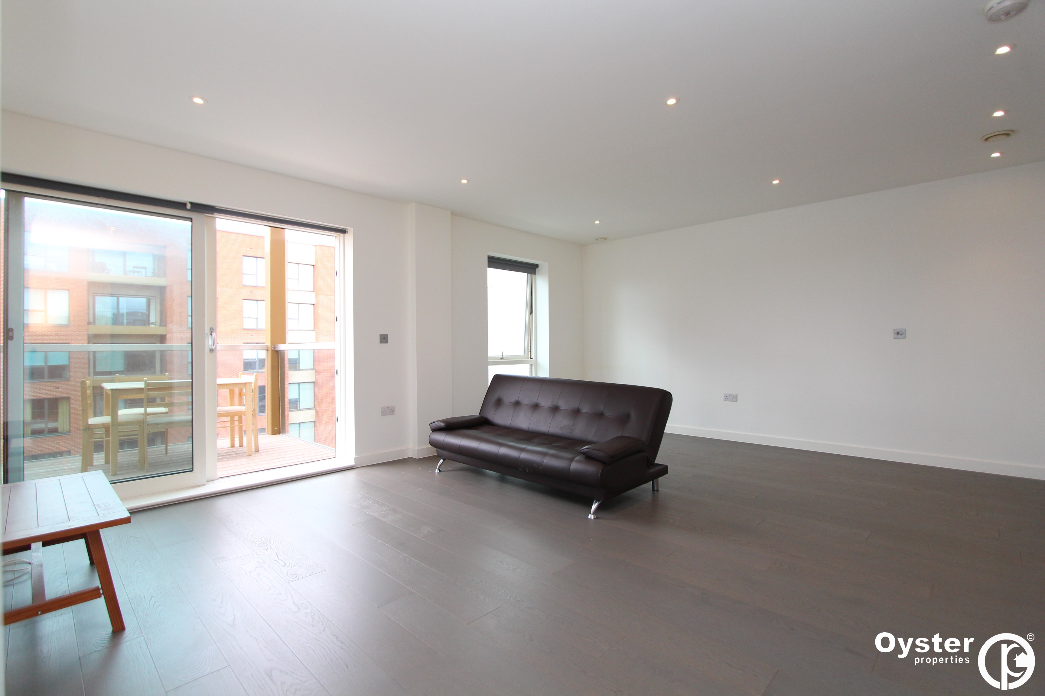 Lismore Boulevard, Newington House, NW9, photo 2
