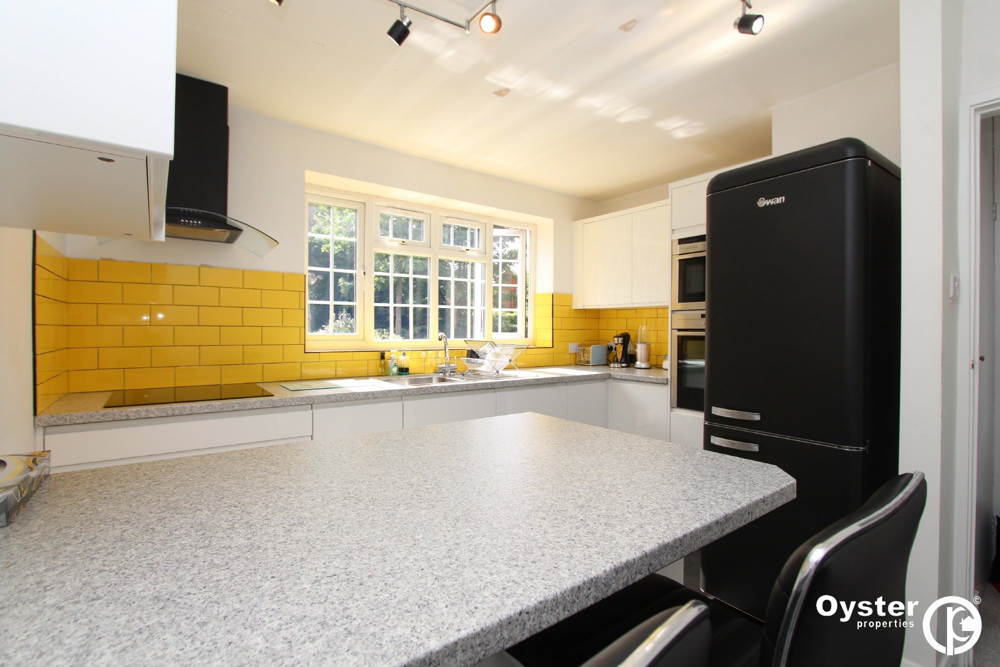 Hollygrove, Bushey, WD23, photo 5