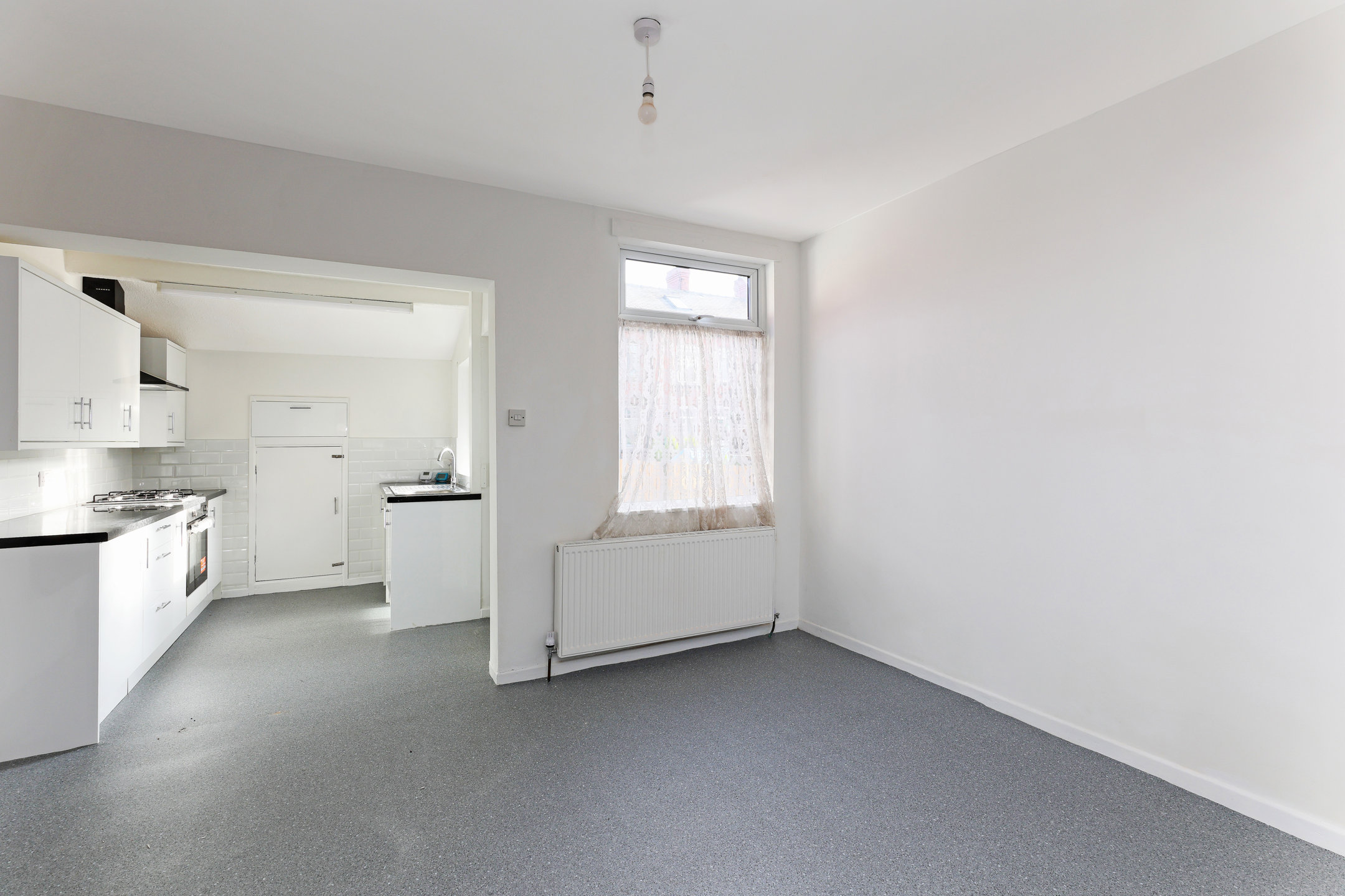 Cross Flatts Row, Leeds, LS11, photo 8