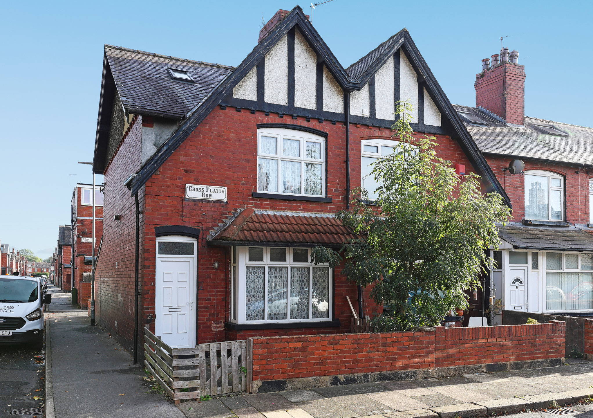 Cross Flatts Row, Leeds, LS11