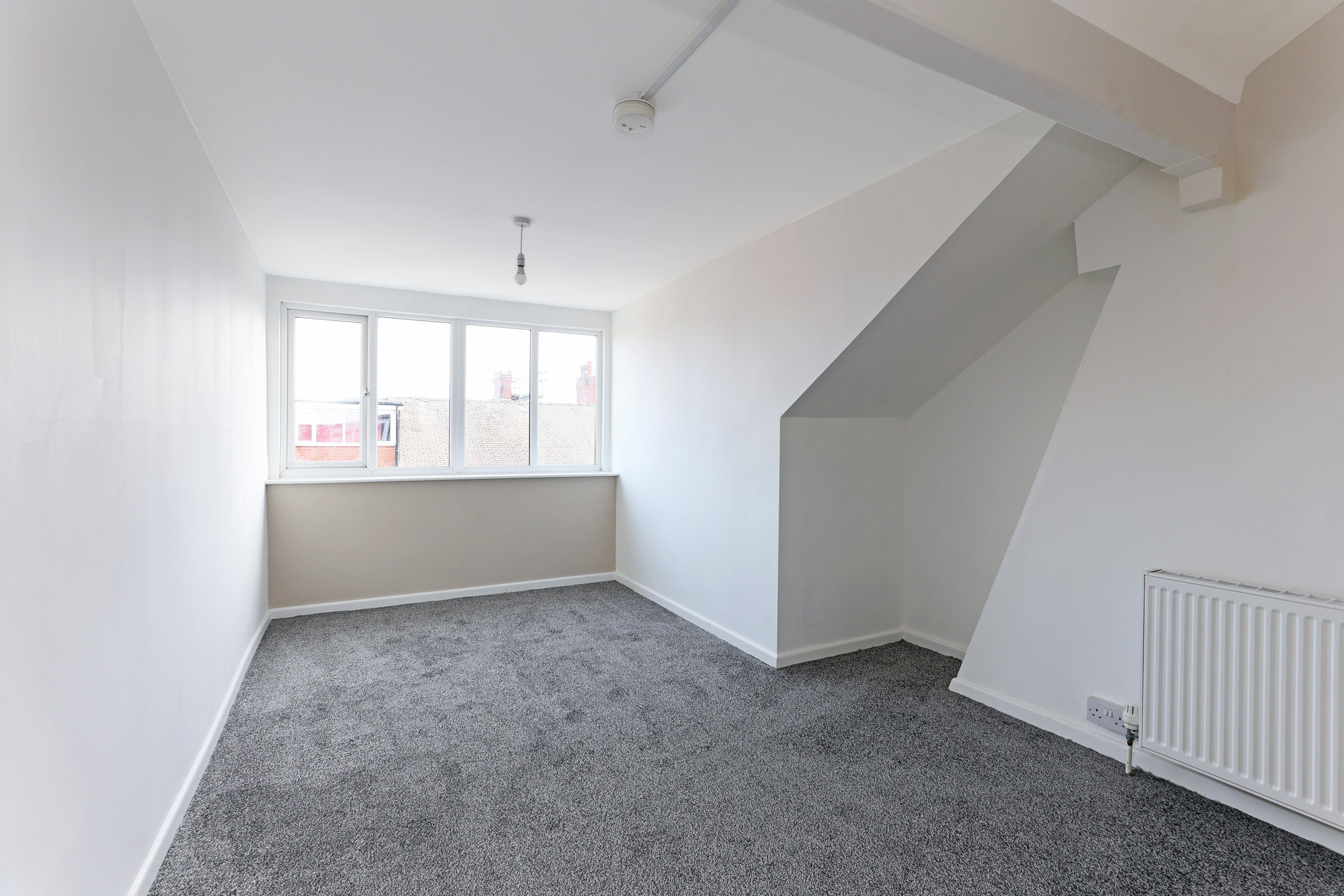 Cross Flatts Row, Leeds, LS11, photo 15
