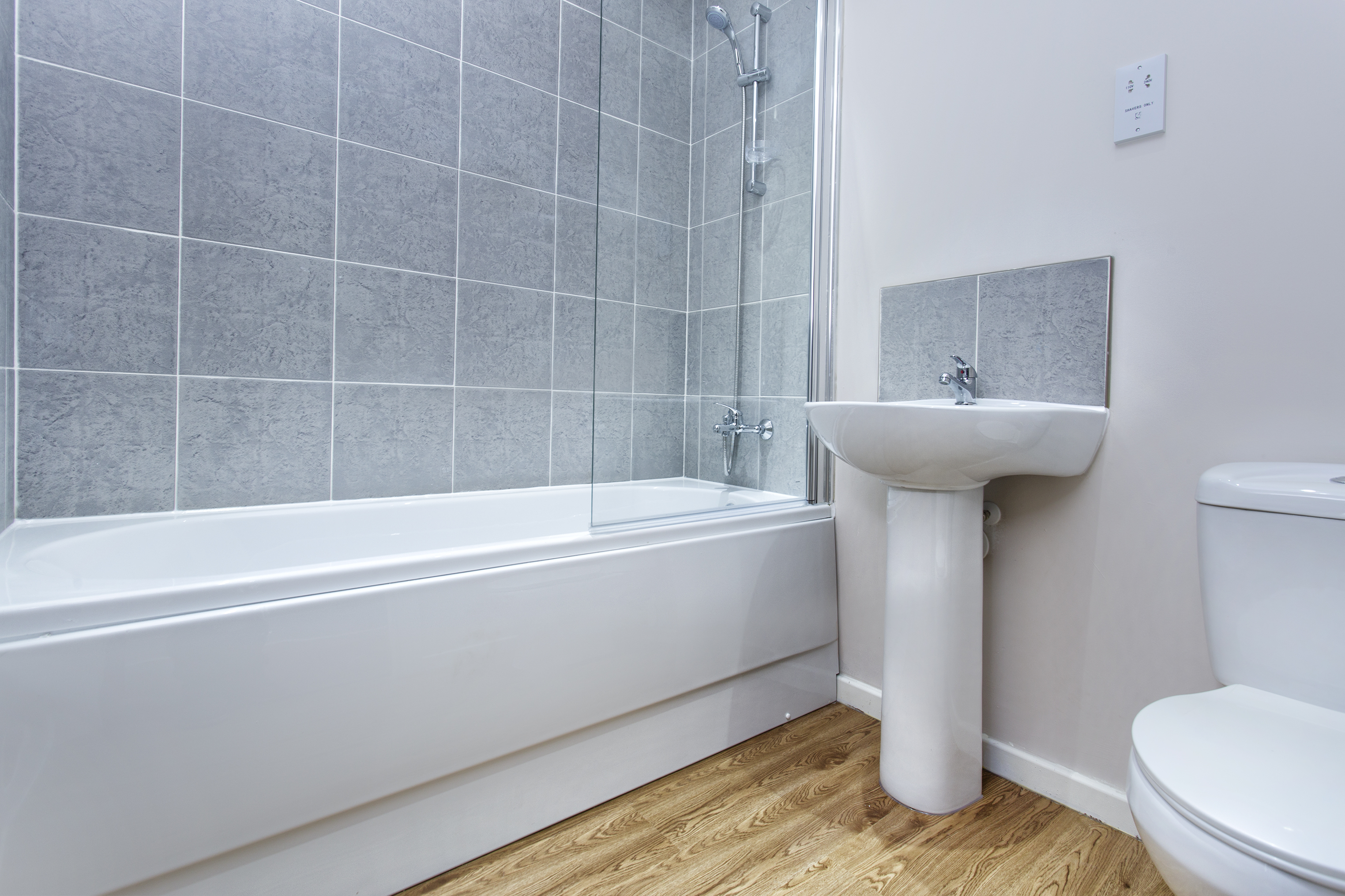 Queen Street, Morley, LS27, photo 7
