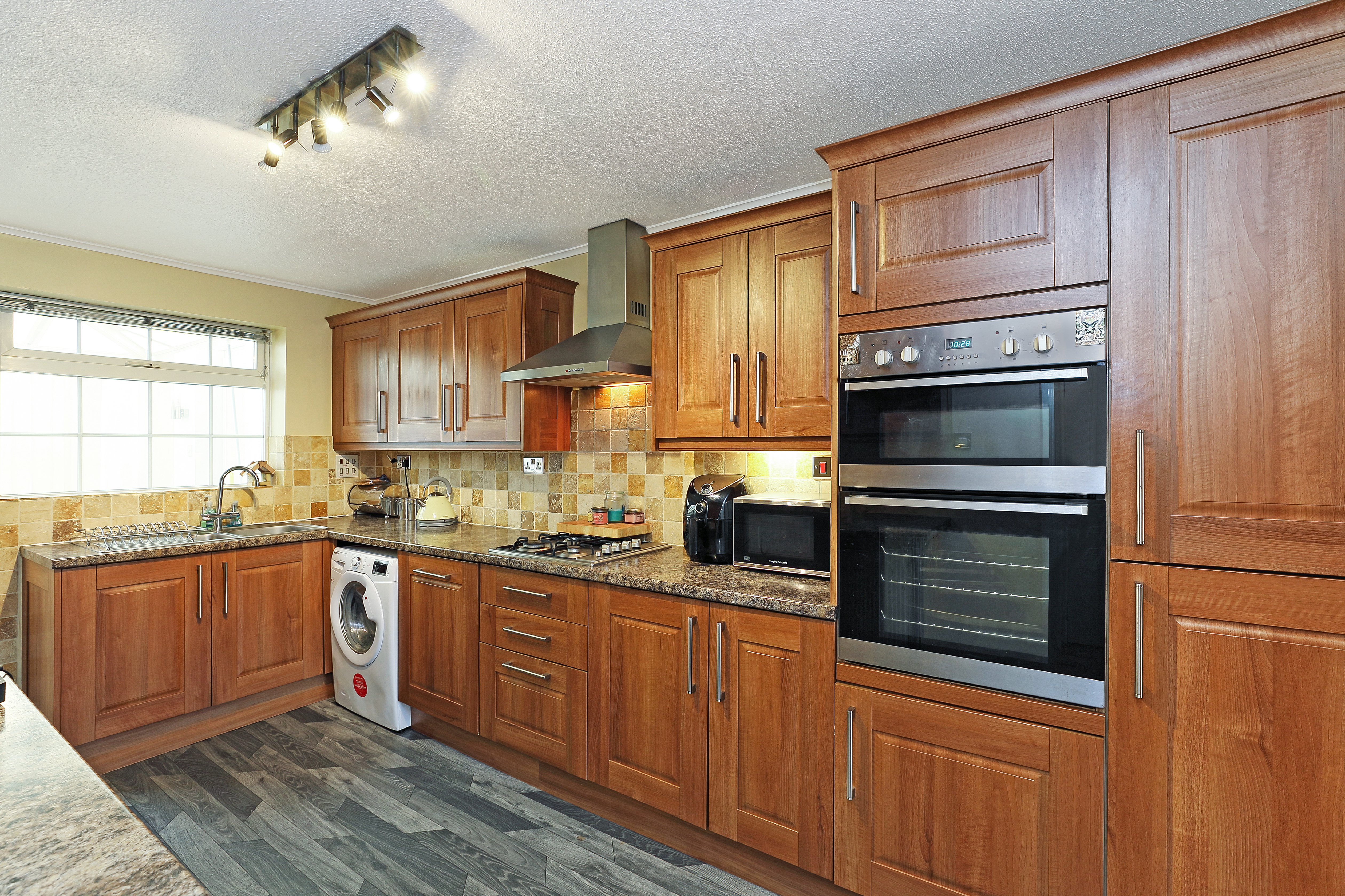 Landseer Avenue, Tingley, WF3, photo 5