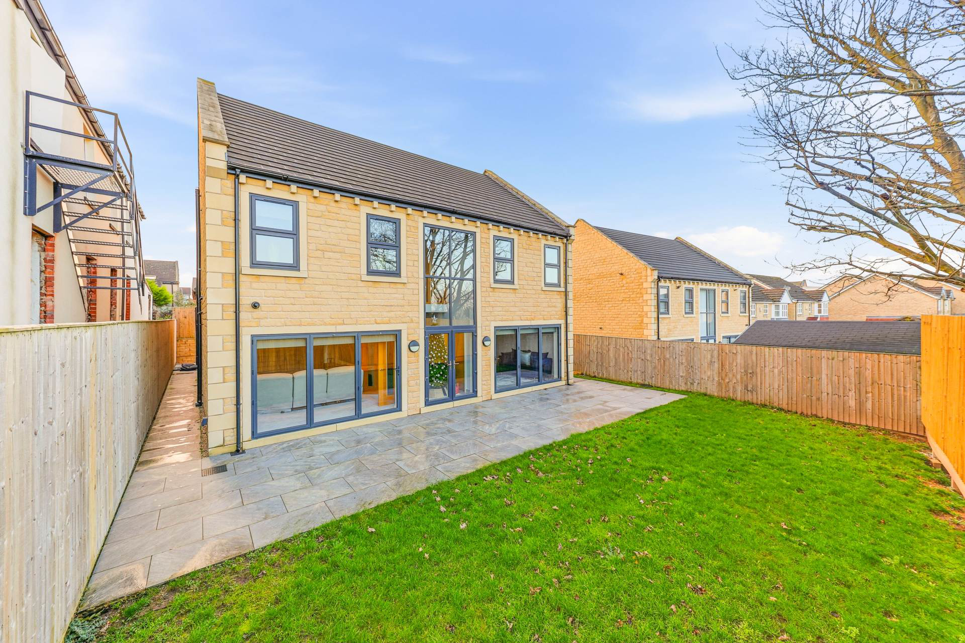Kings Place, Drighlington, BD11, photo 42