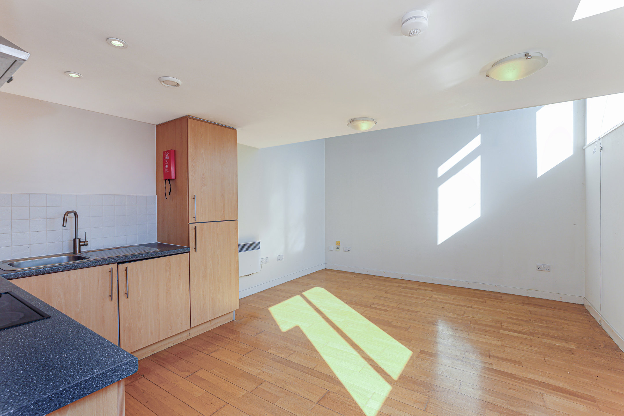 Fountain Street, Morley, LS27, photo 3