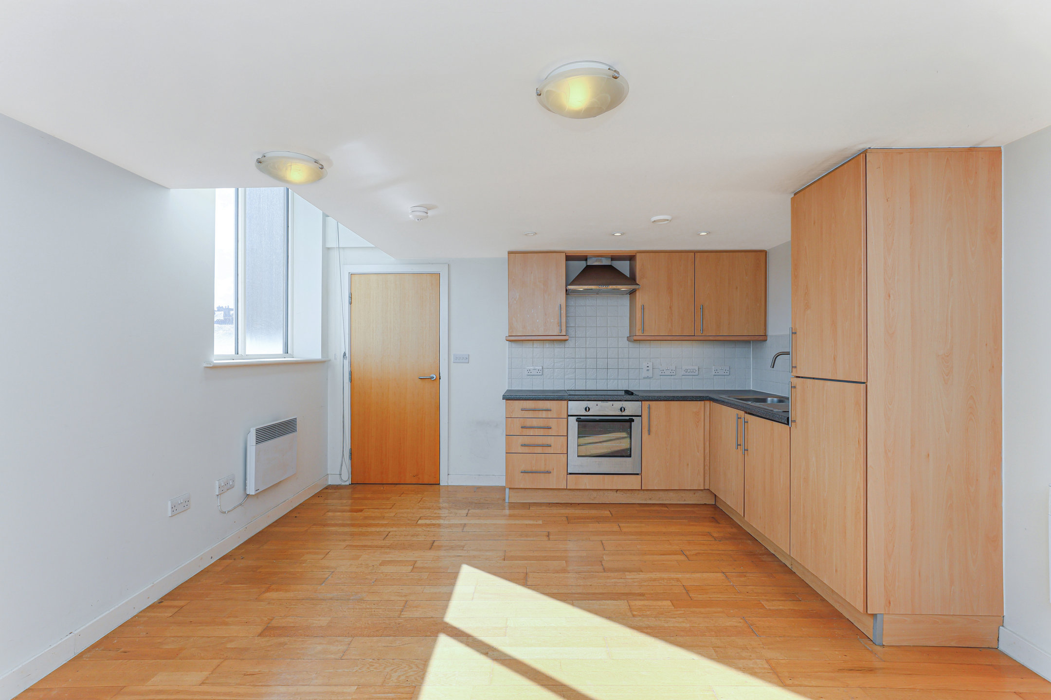 Fountain Street, Morley, LS27, photo 8