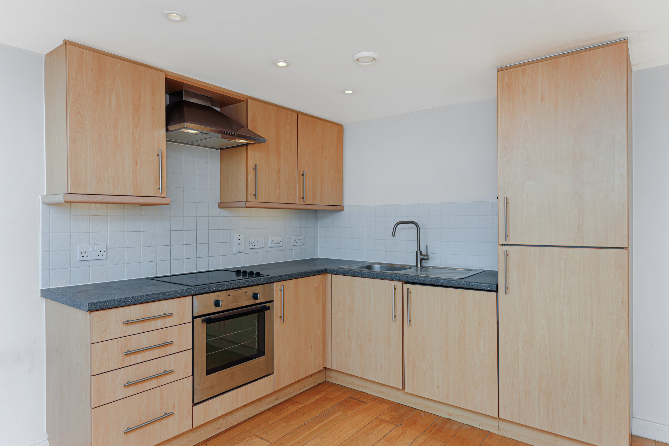 Fountain Street, Morley, LS27, photo 9