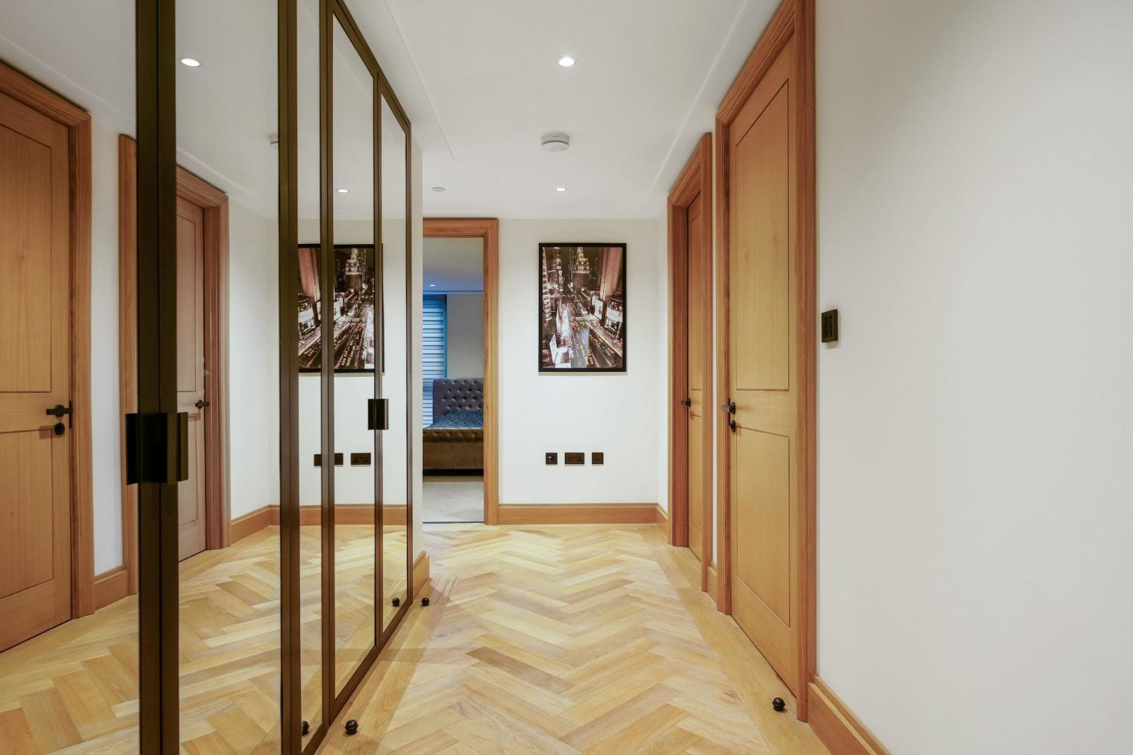 Abell House, John Islip Street, London, photo 7