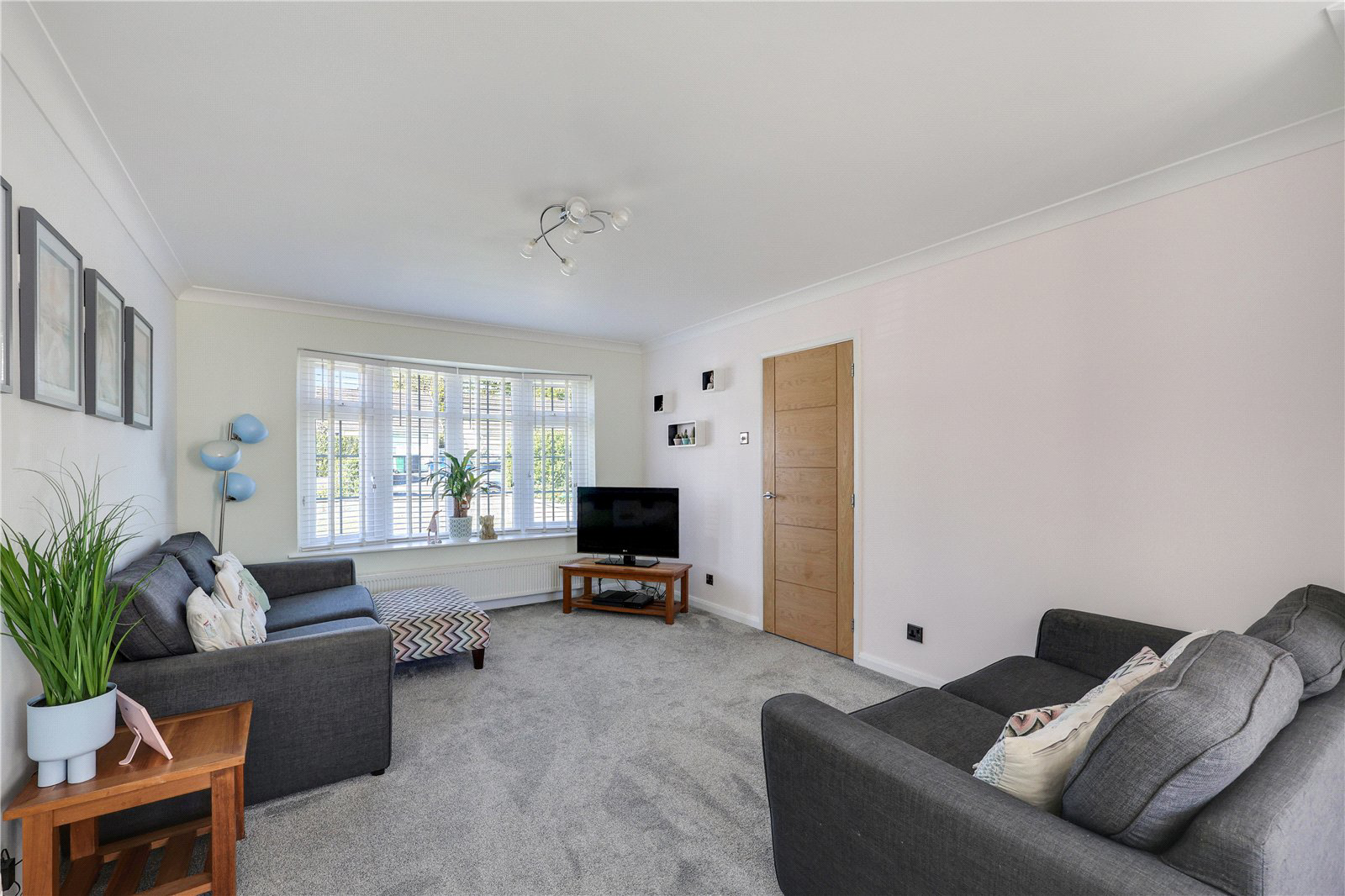Tudor Drive, Sticklepath, Barnstaple, Devon, EX31, photo 3