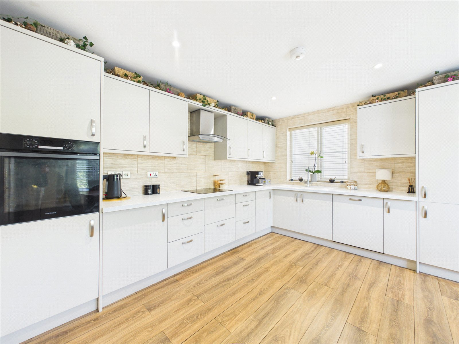 St. Andrews Close, Sutcombe, Holsworthy, Devon, EX22, photo 4