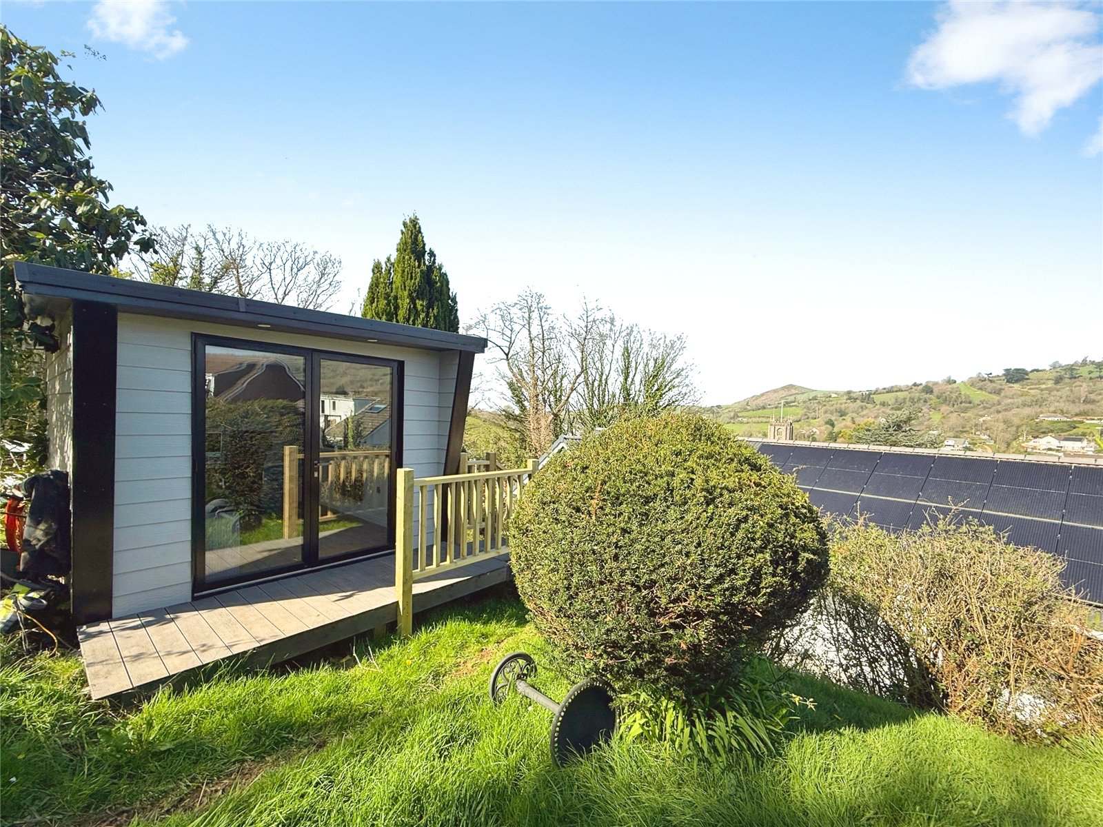 Knowle Gardens, Combe Martin, Ilfracombe, Devon, EX34, photo 13