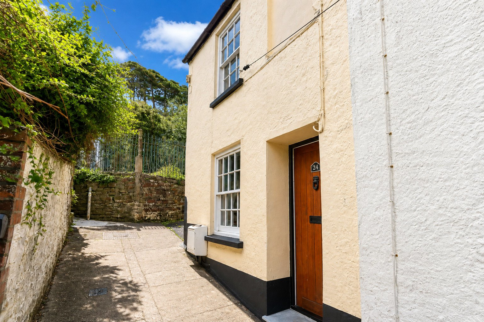 Barnstaple Street, Bideford, Devon, EX39