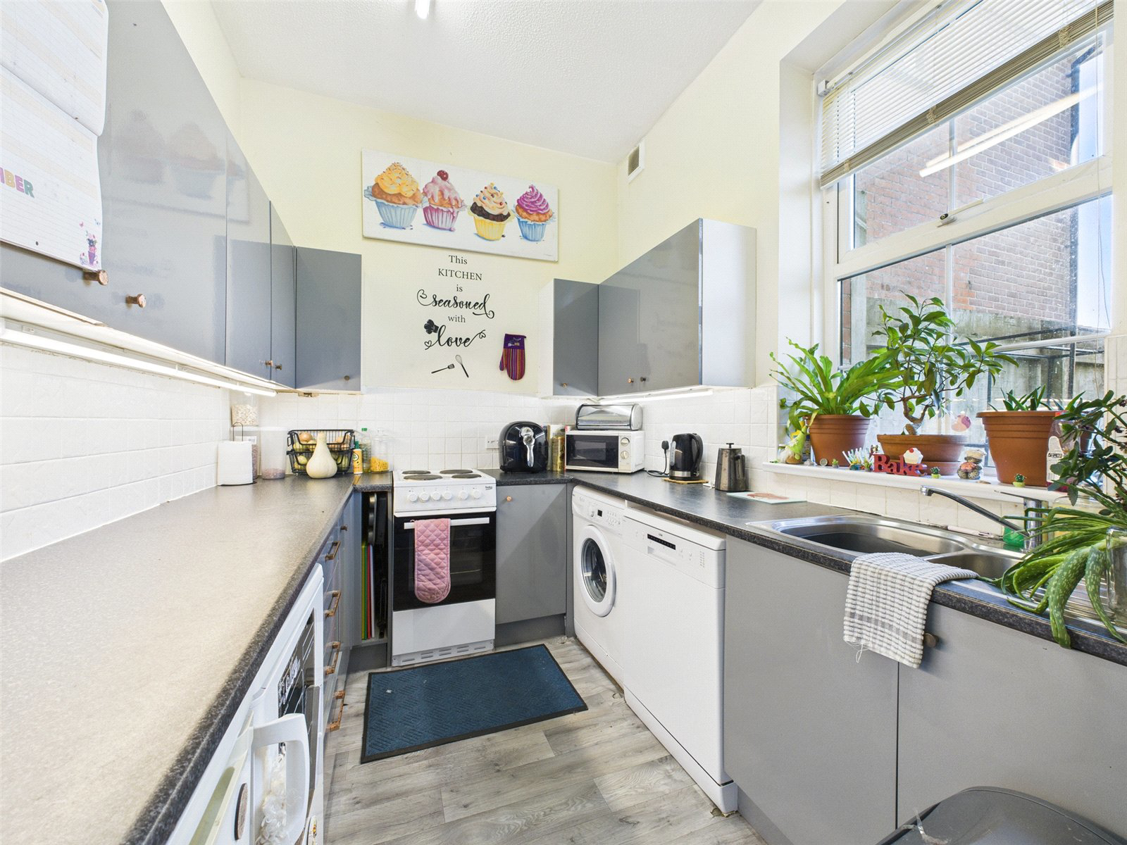 Oak Court, Holsworthy, Devon, EX22, photo 3