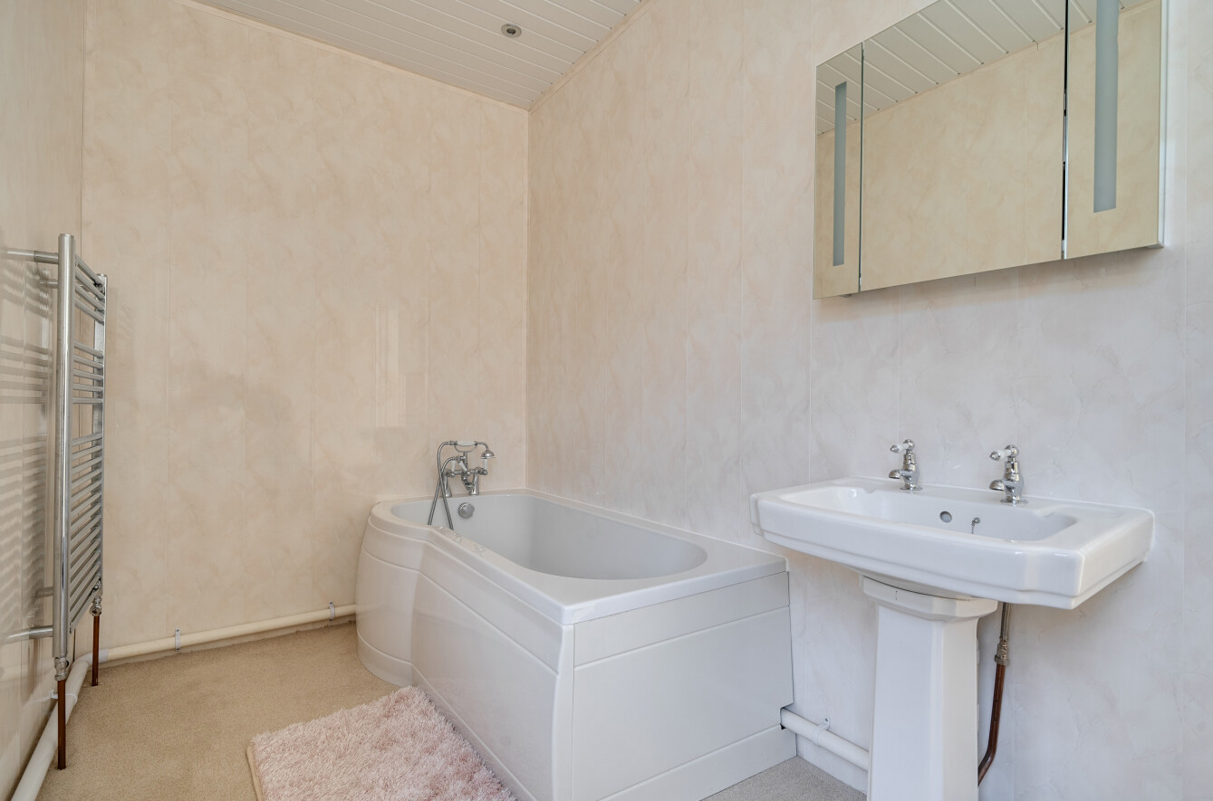 Bicclescombe Park Road, Ilfracombe, Devon, EX34, photo 16