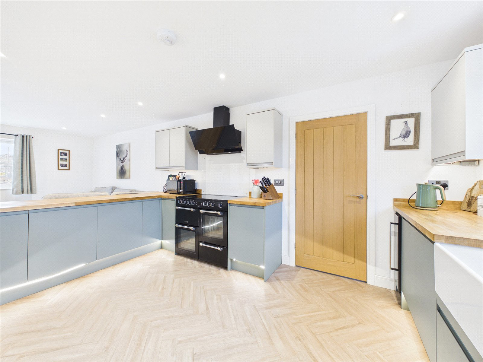 Long Park Drive, Bradworthy, Holsworthy, Devon, EX22, photo 3