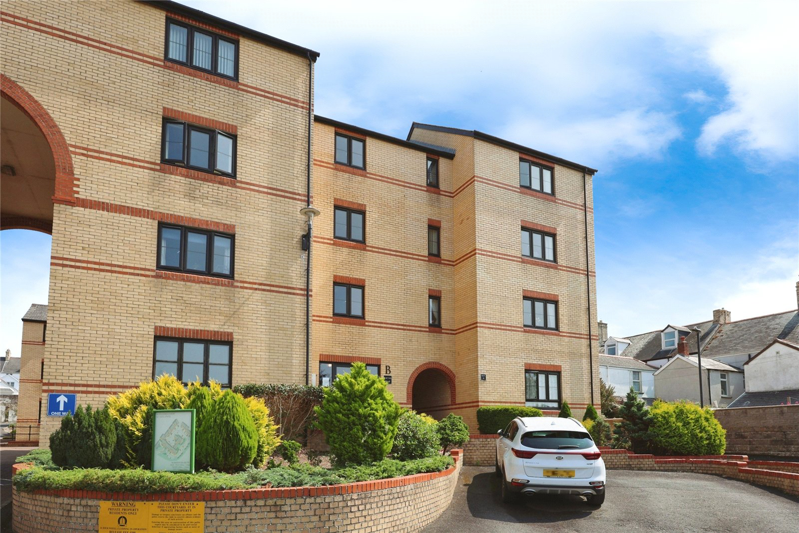 Alexandra Court