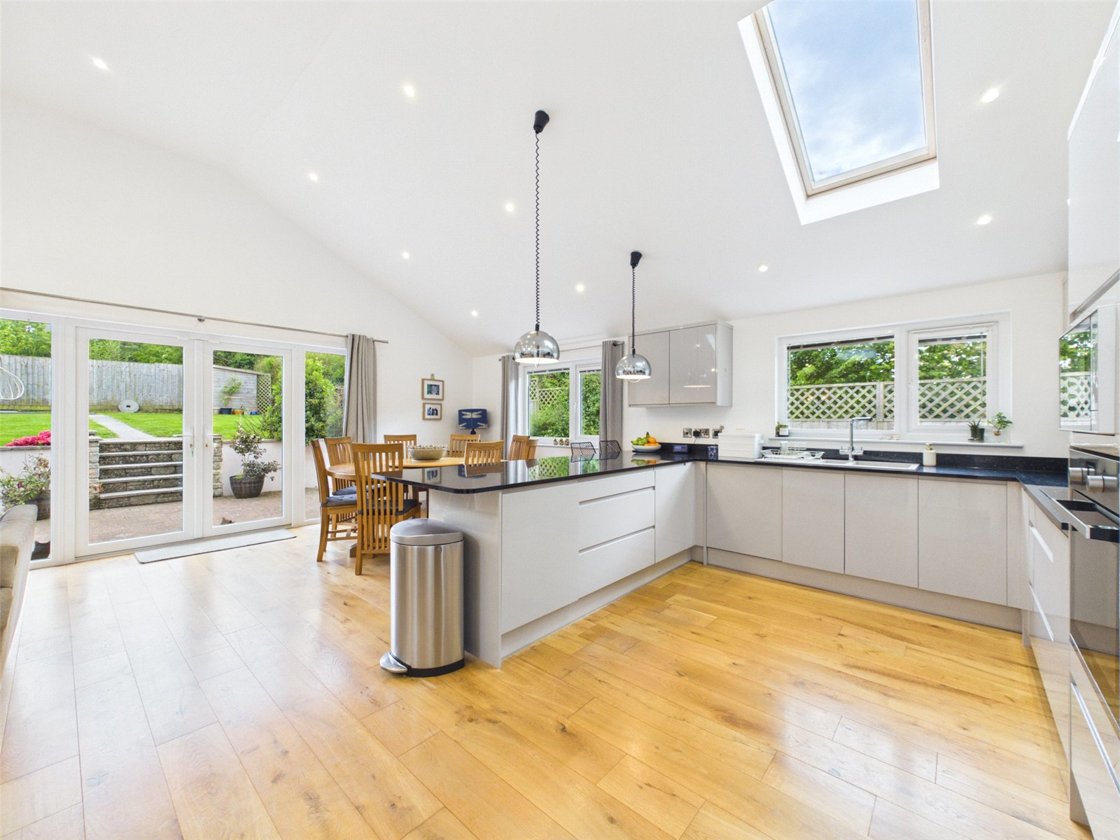 Crediton Road, Okehampton, Devon, EX20, photo 3