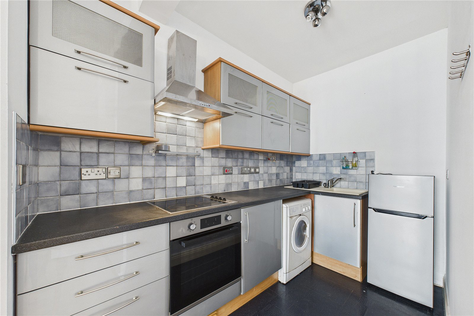 Parade Terrace, Ilfracombe, Devon, EX34, photo 3