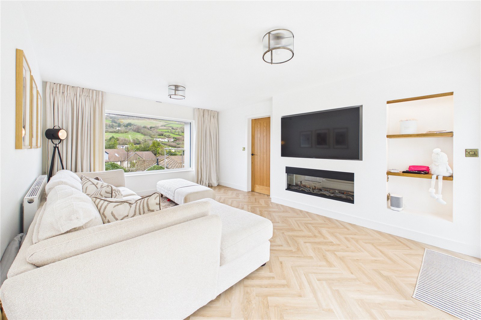 Knowle Gardens, Combe Martin, Ilfracombe, Devon, EX34, photo 4