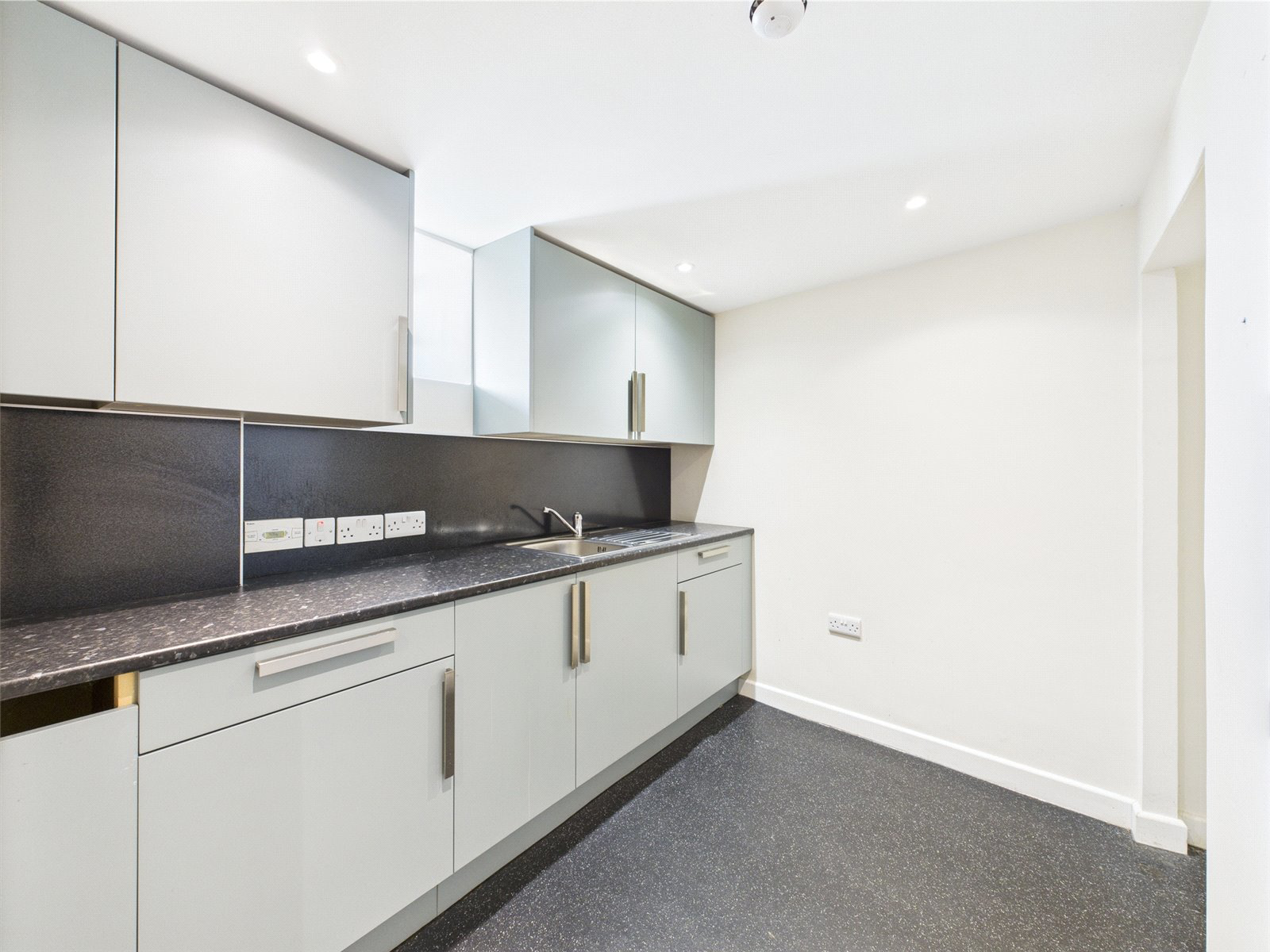 Bodmin Street, Holsworthy, Devon, EX22, photo 8