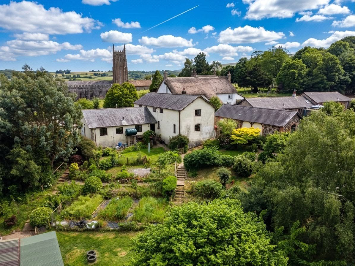 Blackhall Court, South Tawton, Okehampton, Devon, EX20, photo 2