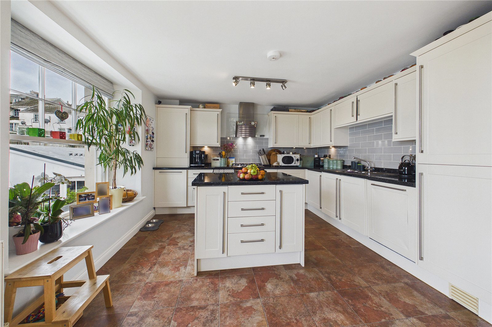 Market Street, Ilfracombe, Devon, EX34, photo 3