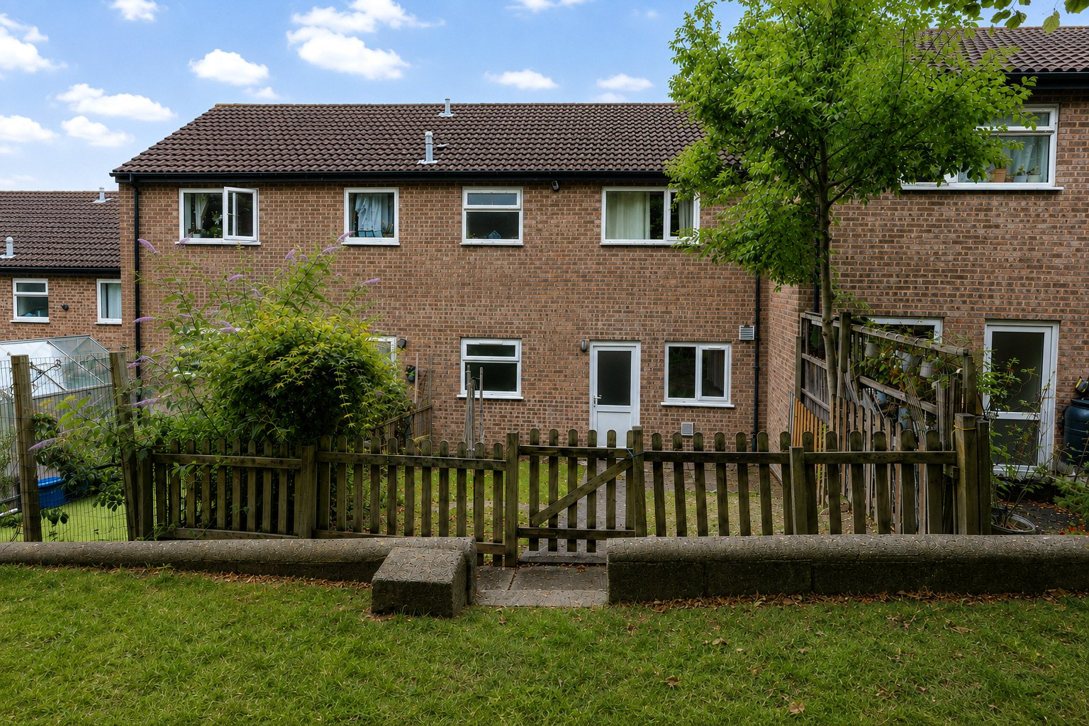 Peards Down Close, Barnstaple, Devon, EX32