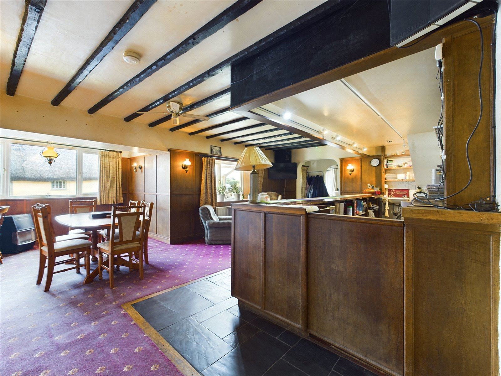 Bar