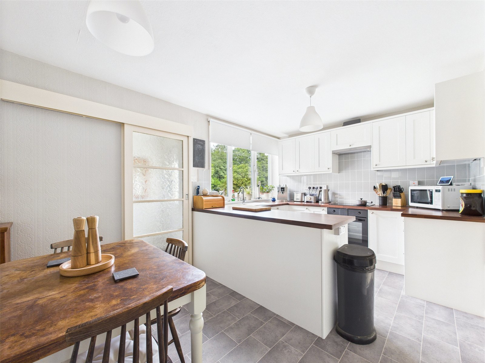 Kitchen / Dining
