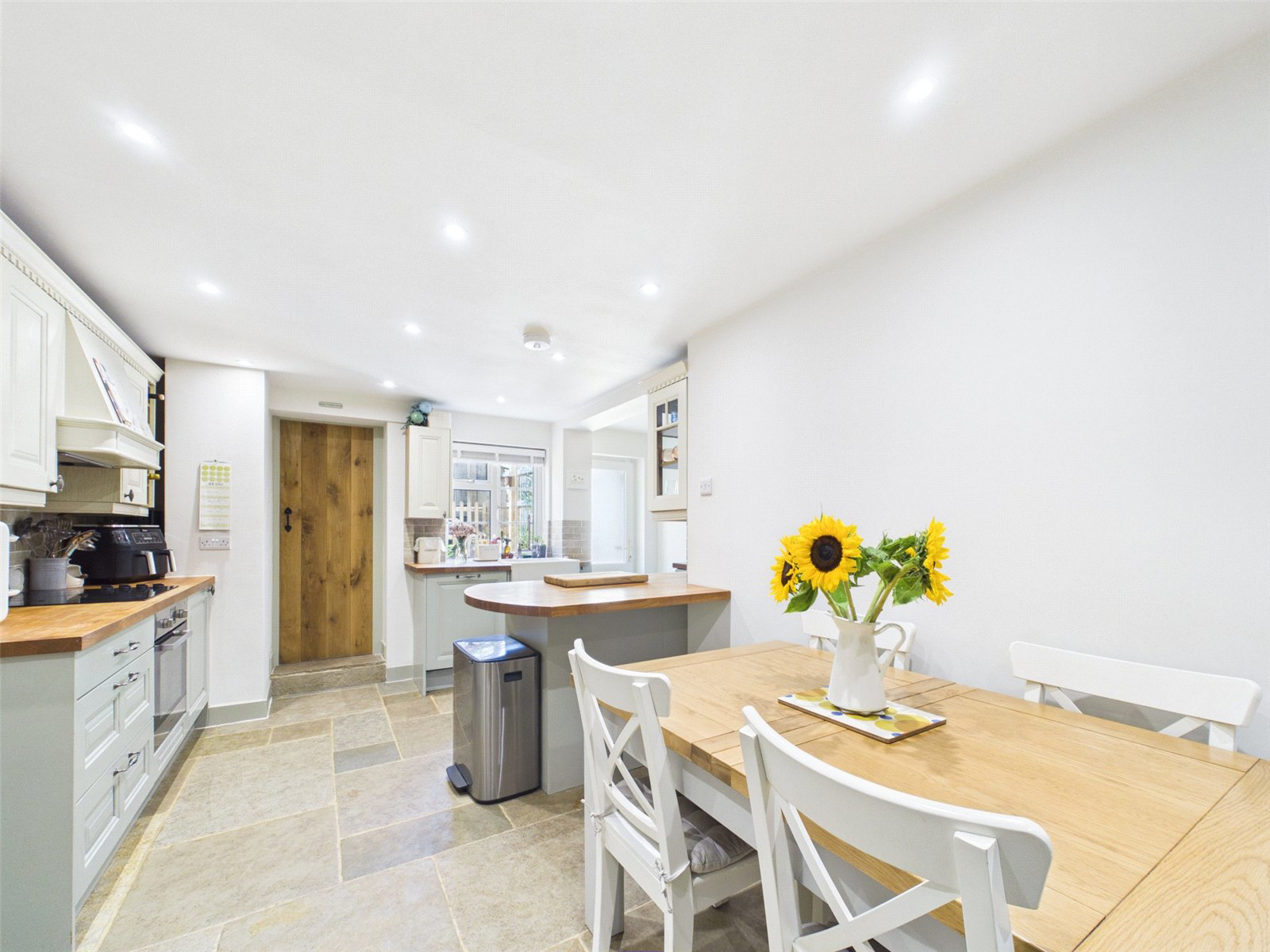 High Street, North Tawton, Devon, EX20, photo 10