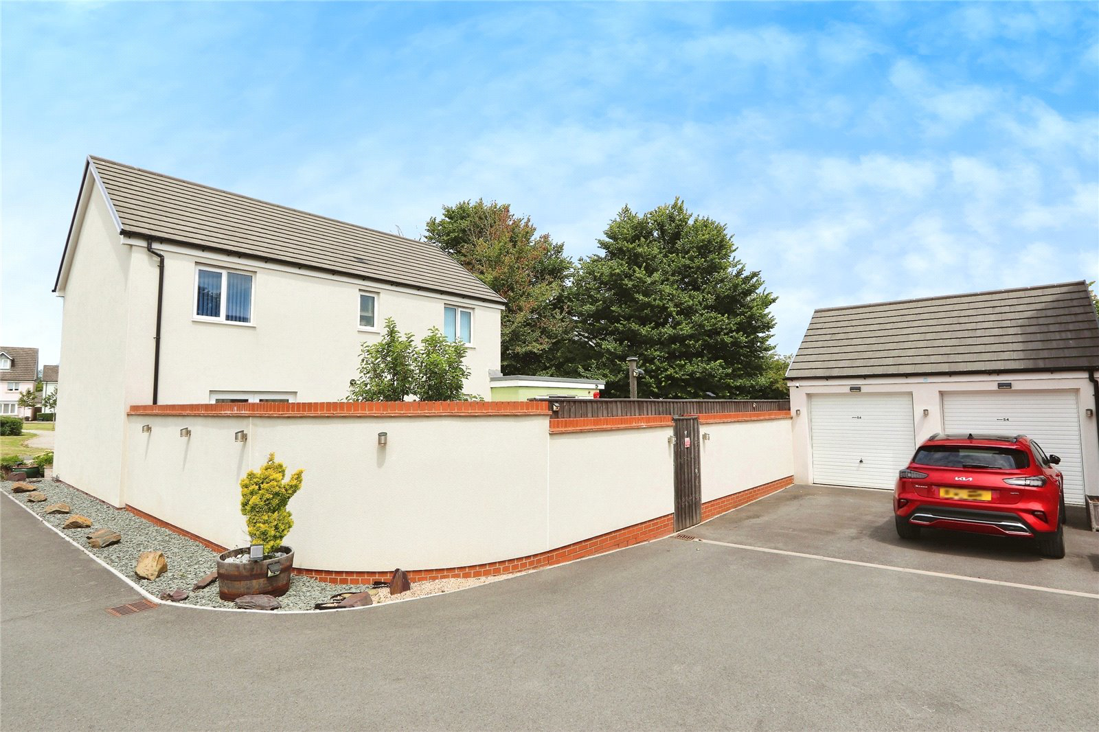 Taylor Crescent, Westward Ho, Bideford, Devon, EX39, photo 2