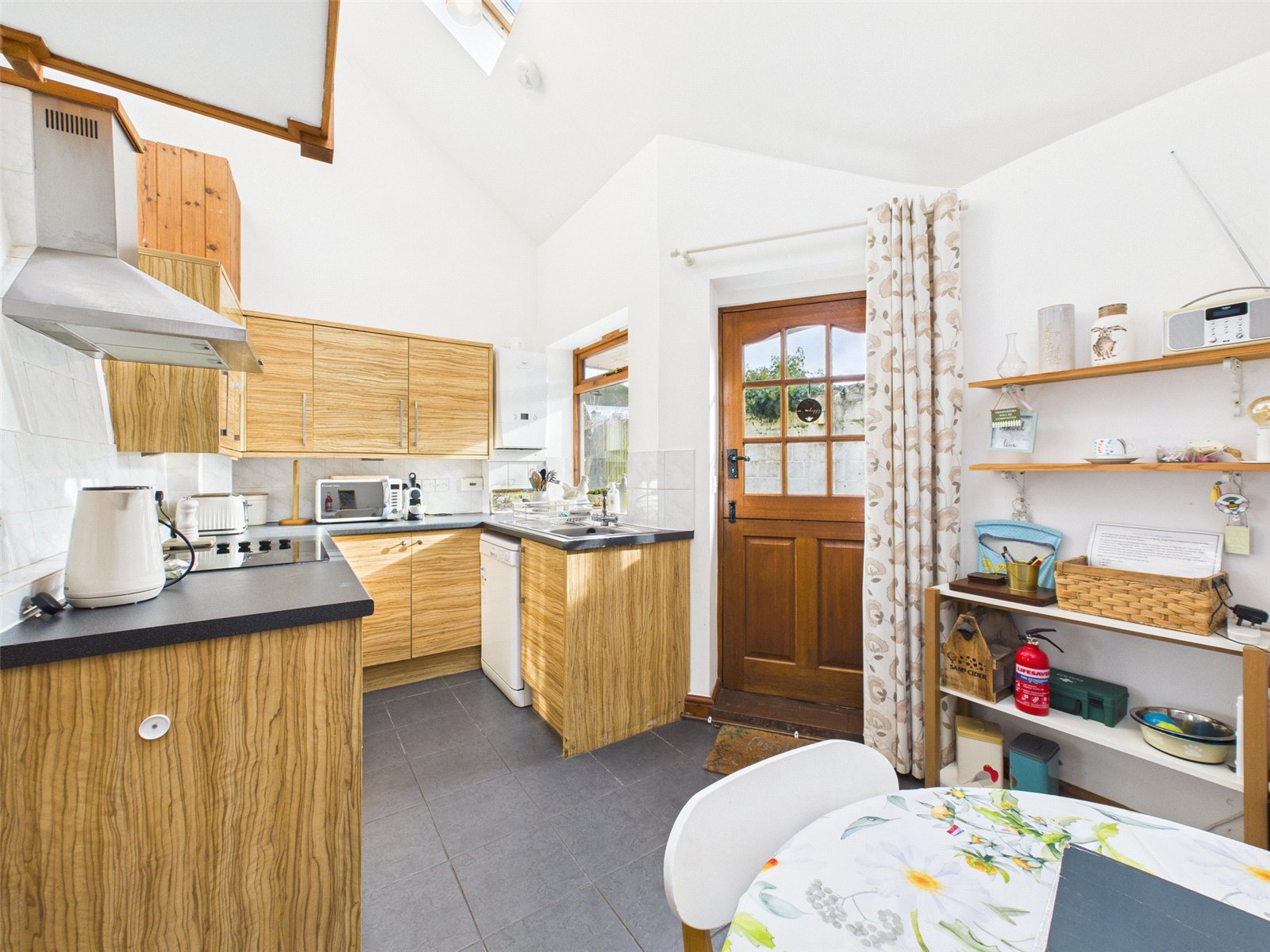 Castle Street, Winkleigh, Devon, EX19, photo 5