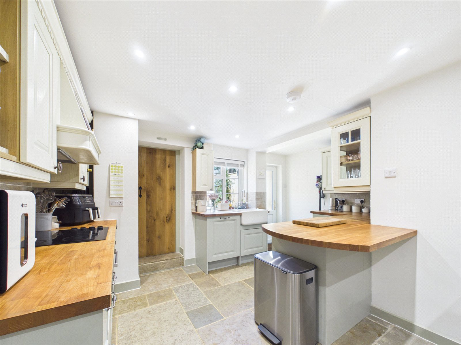 High Street, North Tawton, Devon, EX20, photo 9