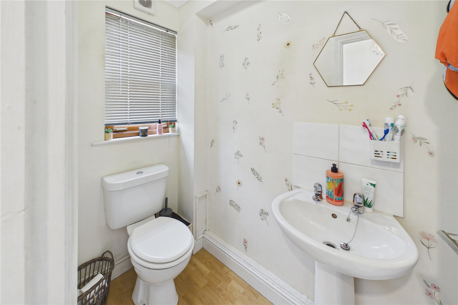 The Mews, Parkers Yard, Marlborough Road, Ilfracombe, Devon, EX34, photo 8
