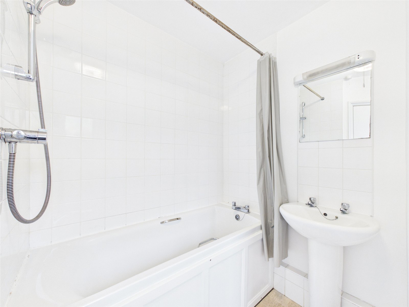 & 5A Station Road, Holsworthy, Devon, EX22, photo 8