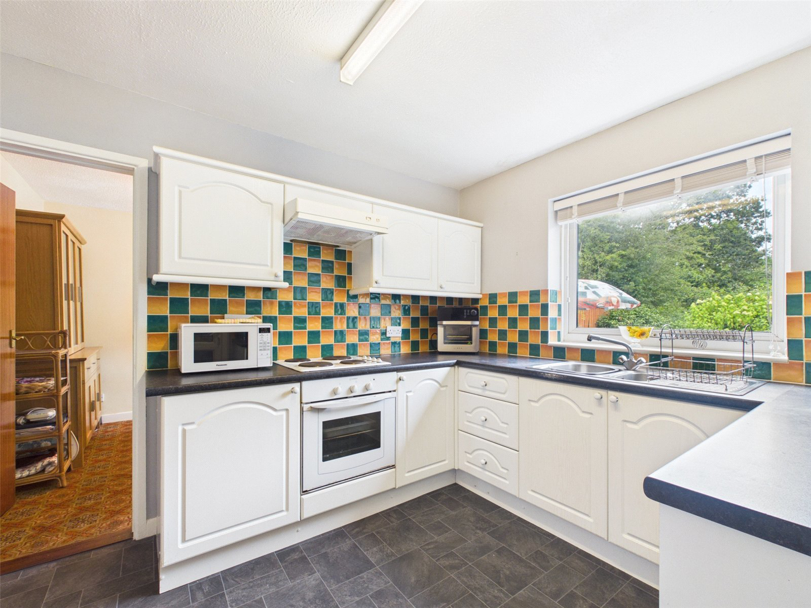 St. Davids Road, Tavistock, Devon, PL19, photo 2