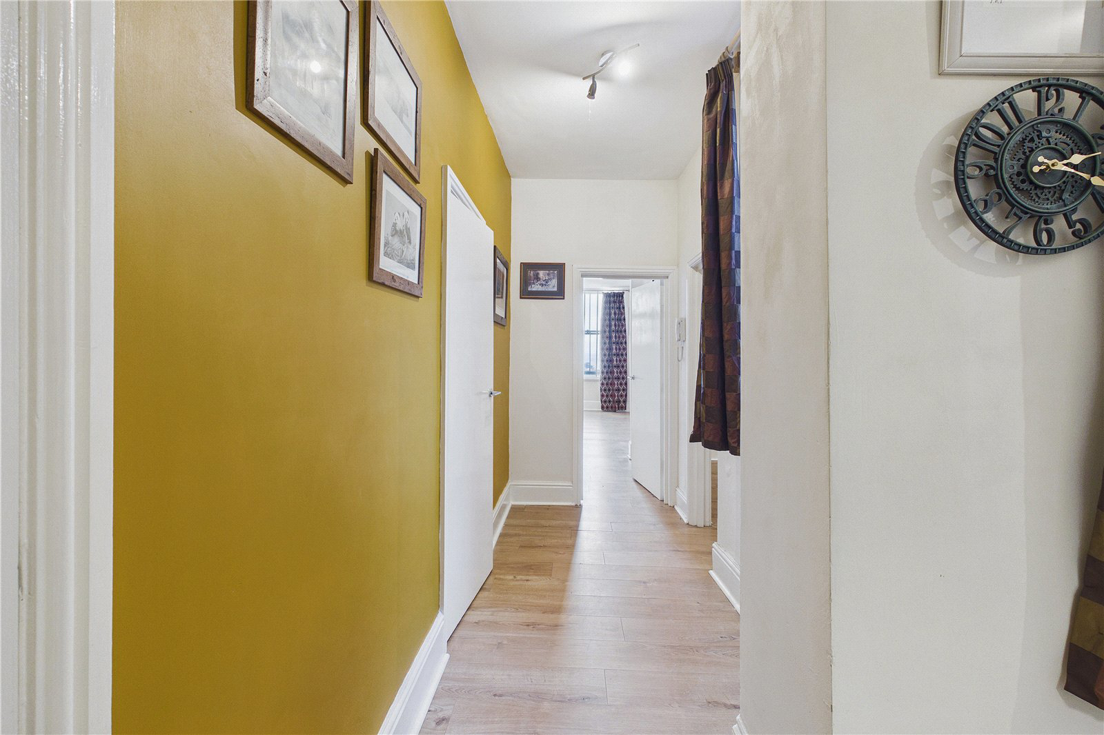 High Street, Ilfracombe, Devon, EX34, photo 6