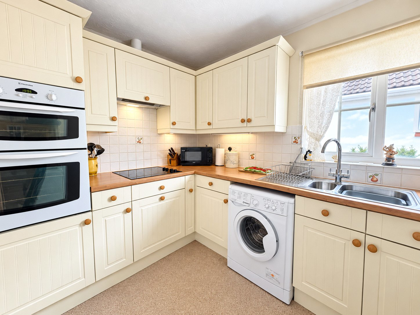 Griggs Garden, Fremington, Barnstaple, Devon, EX31, photo 9