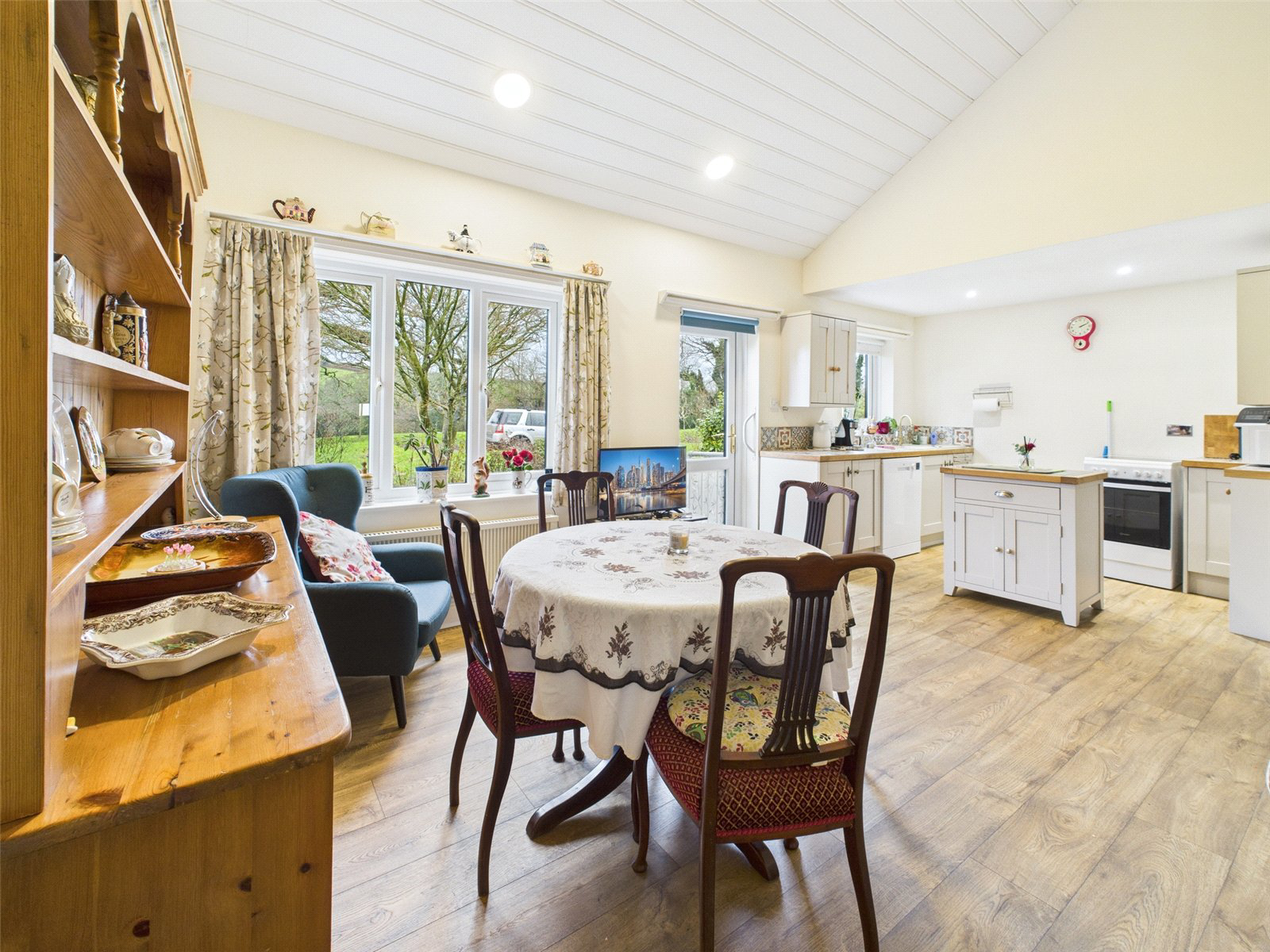 Orchard Cottages, Tavistock, PL19, photo 2