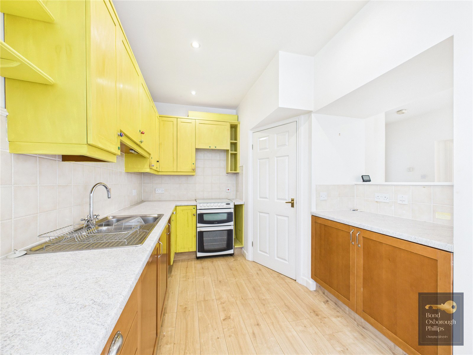 Glove Court, Villa Road, Torrington, Devon, EX38, photo 9
