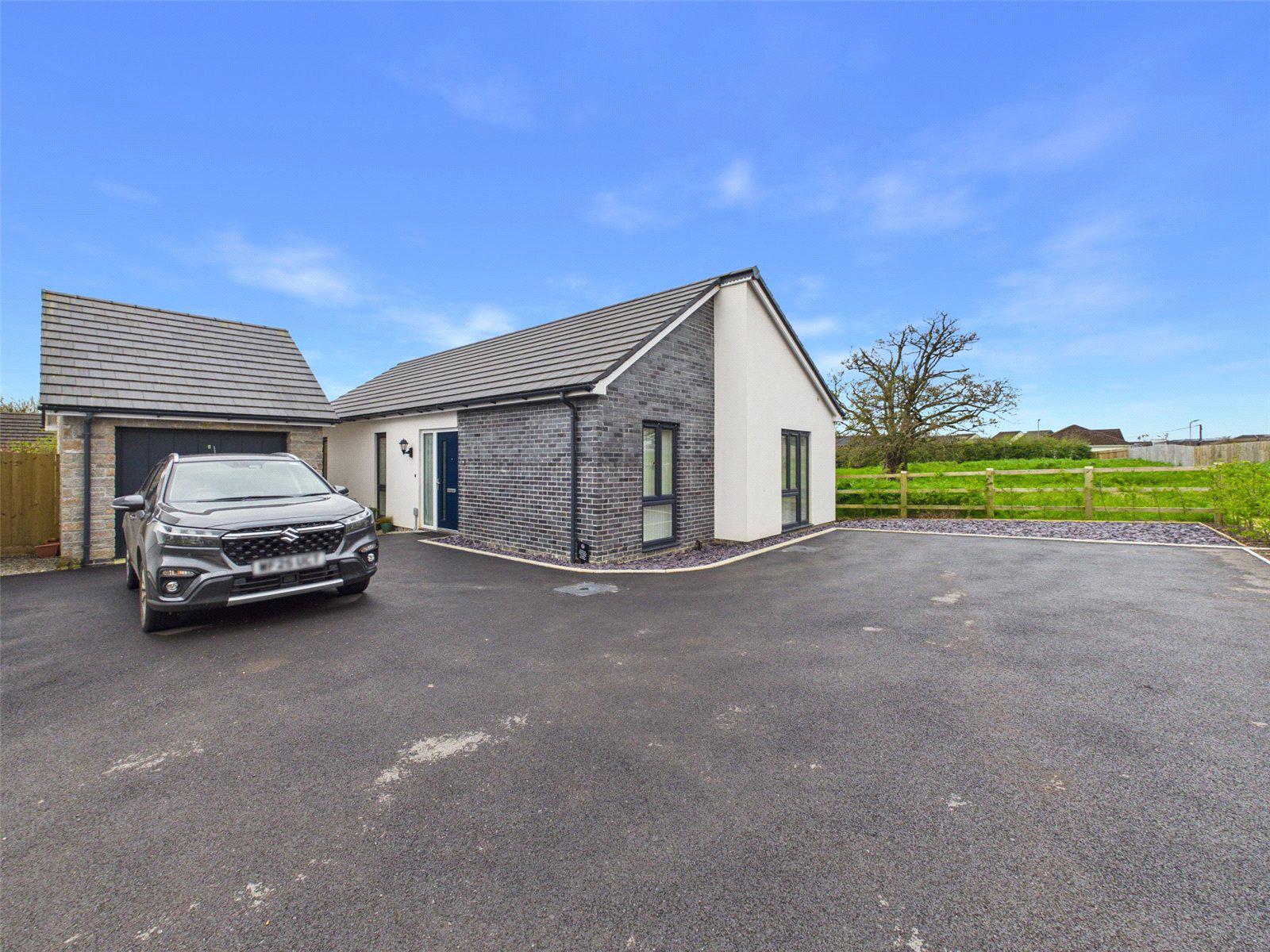 Medley Close, Halwill Junction, Beaworthy, Devon, EX21